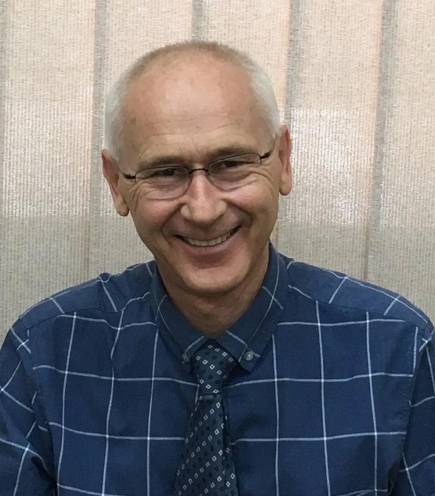 A gold medal from South African Research Council for outstanding scientific to Prof. Janusz T Paweska